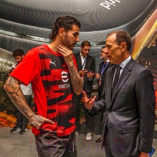 马卡：卡塔尔球队想签魔笛 但球员想在皇马退役